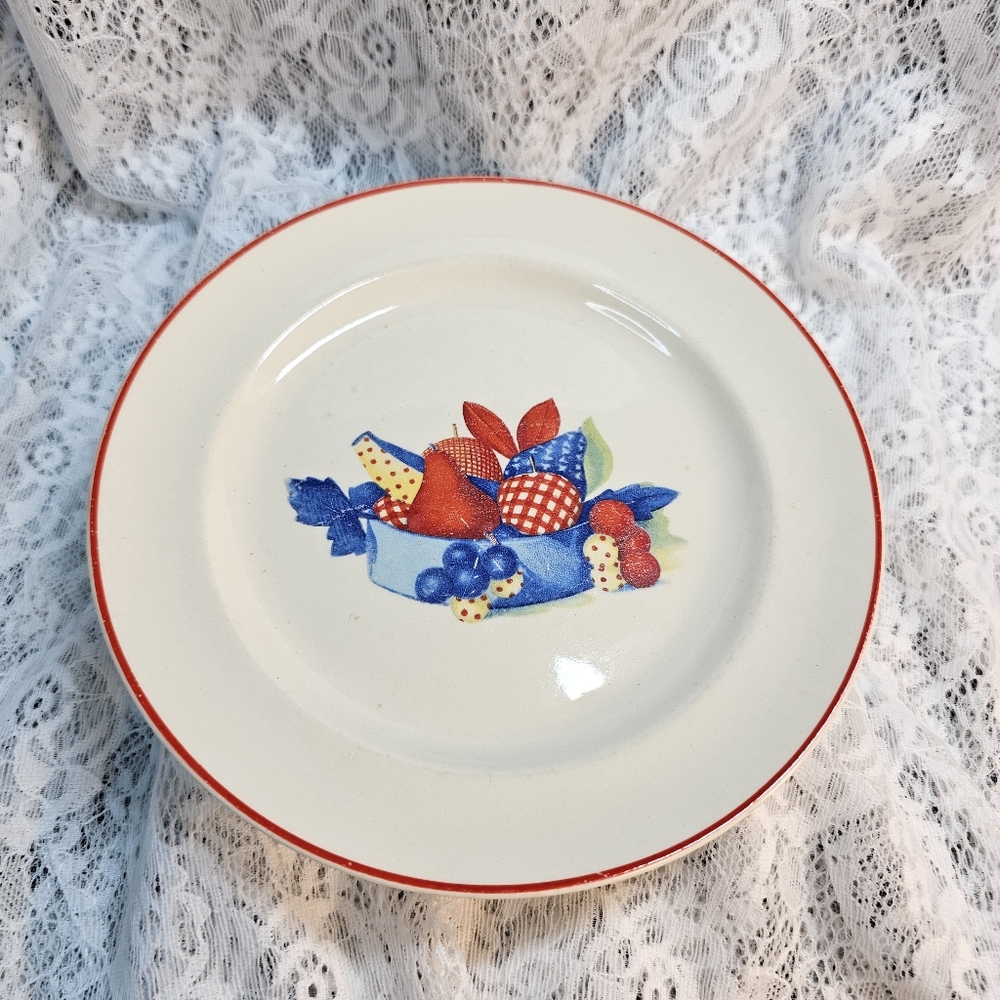 Universal Cambridge Pottery • Calico Fruit • Small Desert Plate •Vintage • 1940s